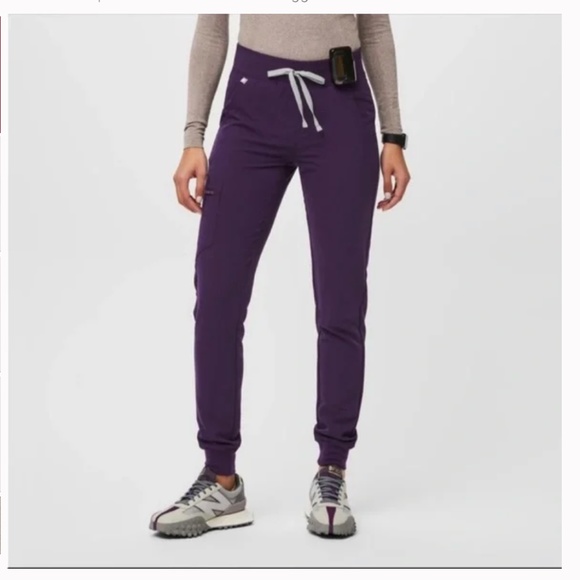 Figs Pants & Jumpsuits Figs Jogger Scrub Pants In Purple Medical